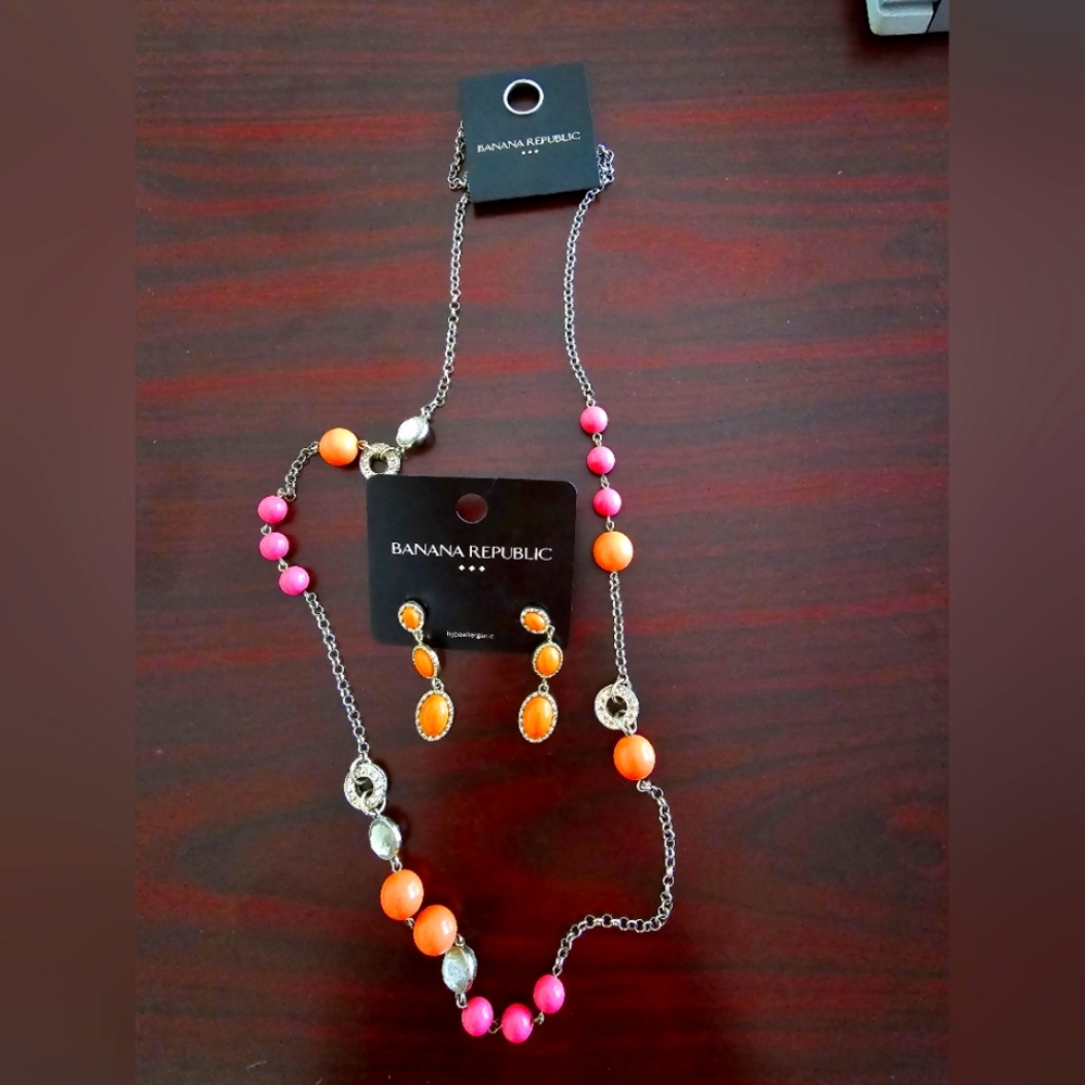 Banana Republic Jewelry Set